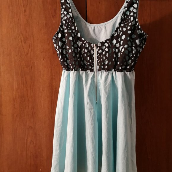 dress - Picture 5 of 8